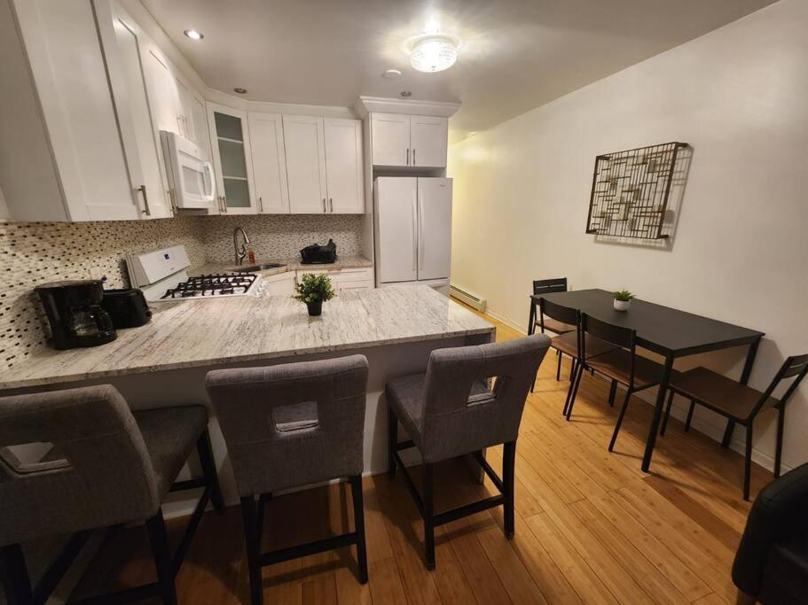 Cosy Modern Home Mins To Nyc! Union City Exterior foto