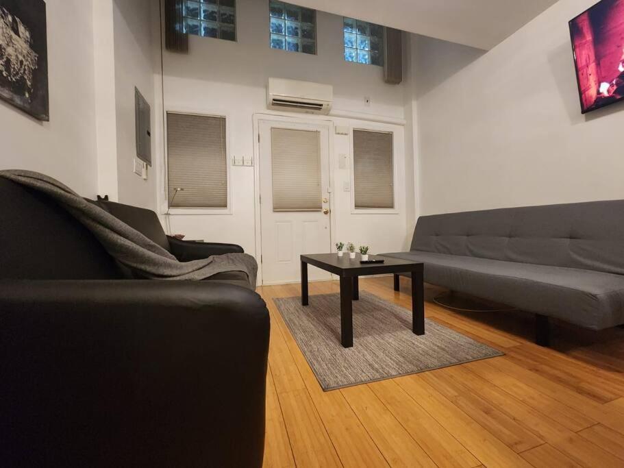 Cosy Modern Home Mins To Nyc! Union City Exterior foto